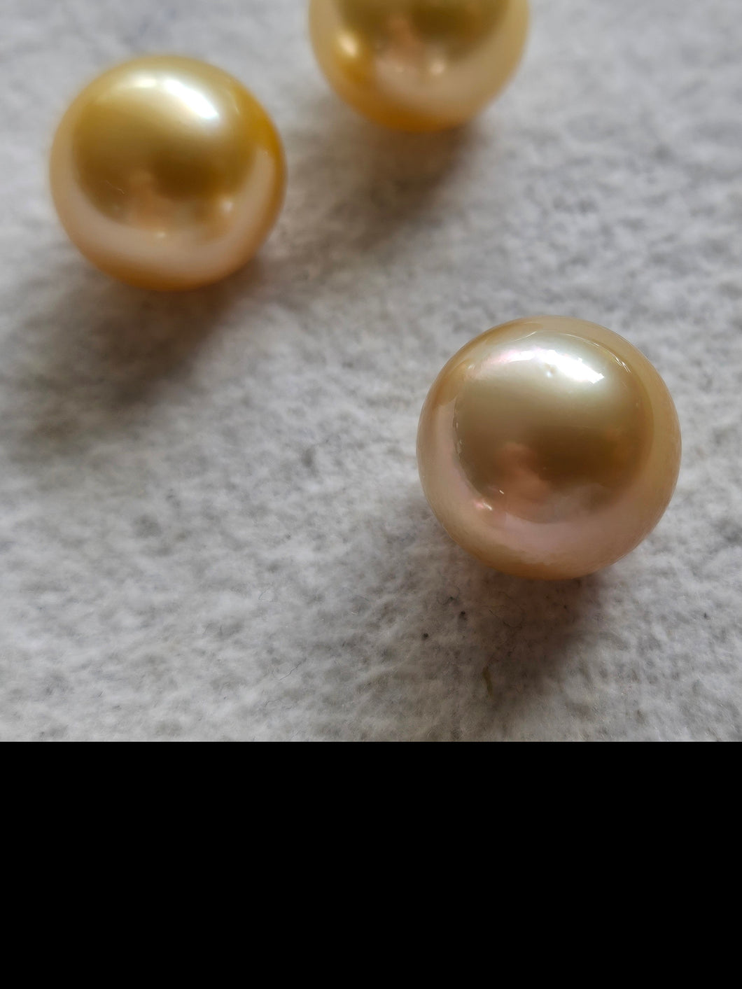 南洋白蝶真珠ルース　12mmUP　4pcs　ナチュラルゴールドカラー
