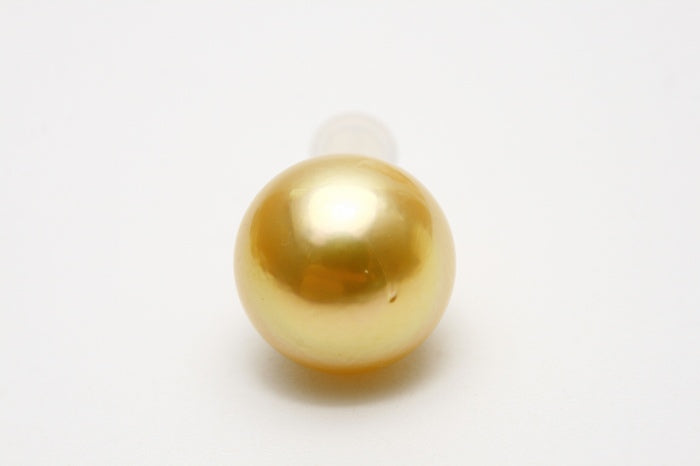 南洋白蝶真珠パールピアス　シングルデザイン　12mm　ナチュラルゴールドカラ ー　K18製　d1031ing01