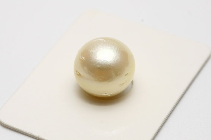 南洋白蝶真珠パールルース　12mm　ホワイトカラー